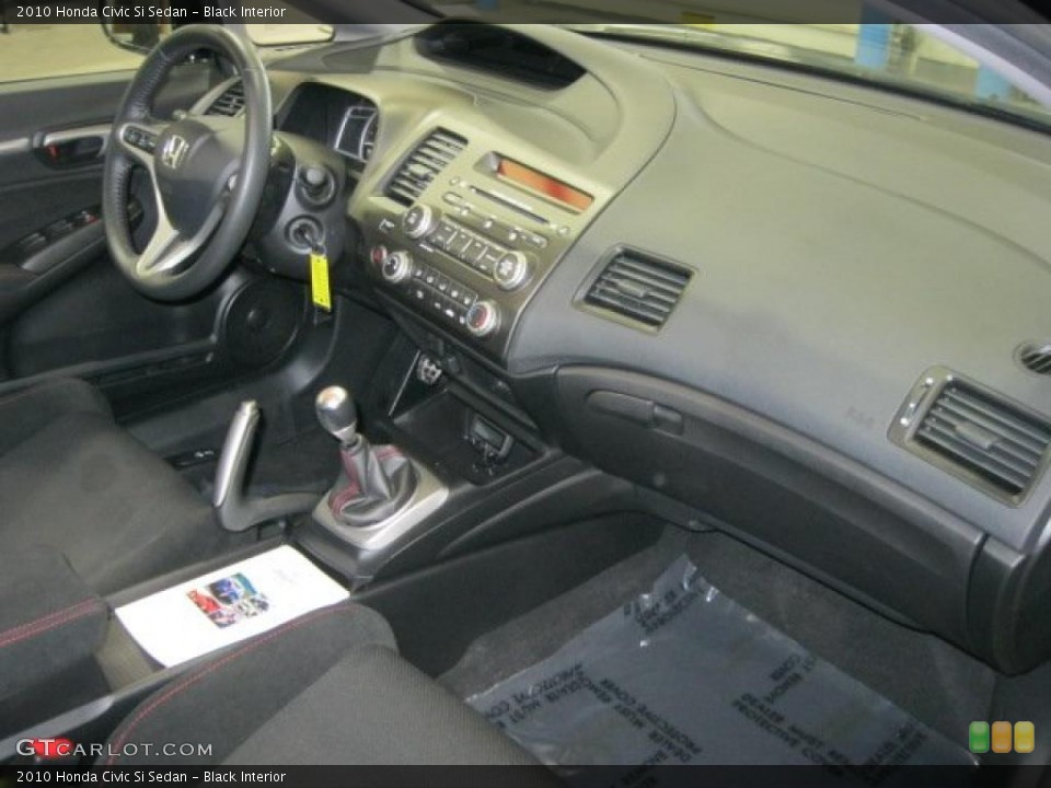 Black Interior Dashboard for the 2010 Honda Civic Si Sedan #45864535