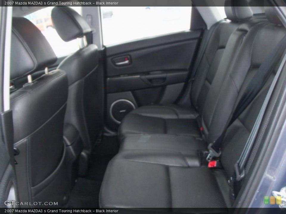 Black Interior Photo for the 2007 Mazda MAZDA3 s Grand Touring Hatchback #45866303