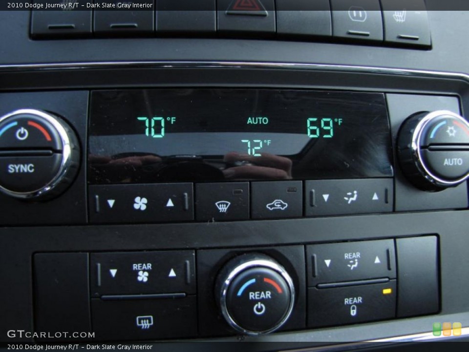 Dark Slate Gray Interior Controls for the 2010 Dodge Journey R/T #45866963