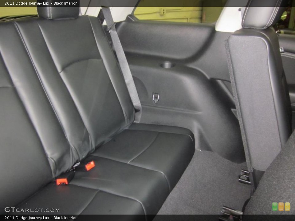 Black Interior Photo for the 2011 Dodge Journey Lux #45868415