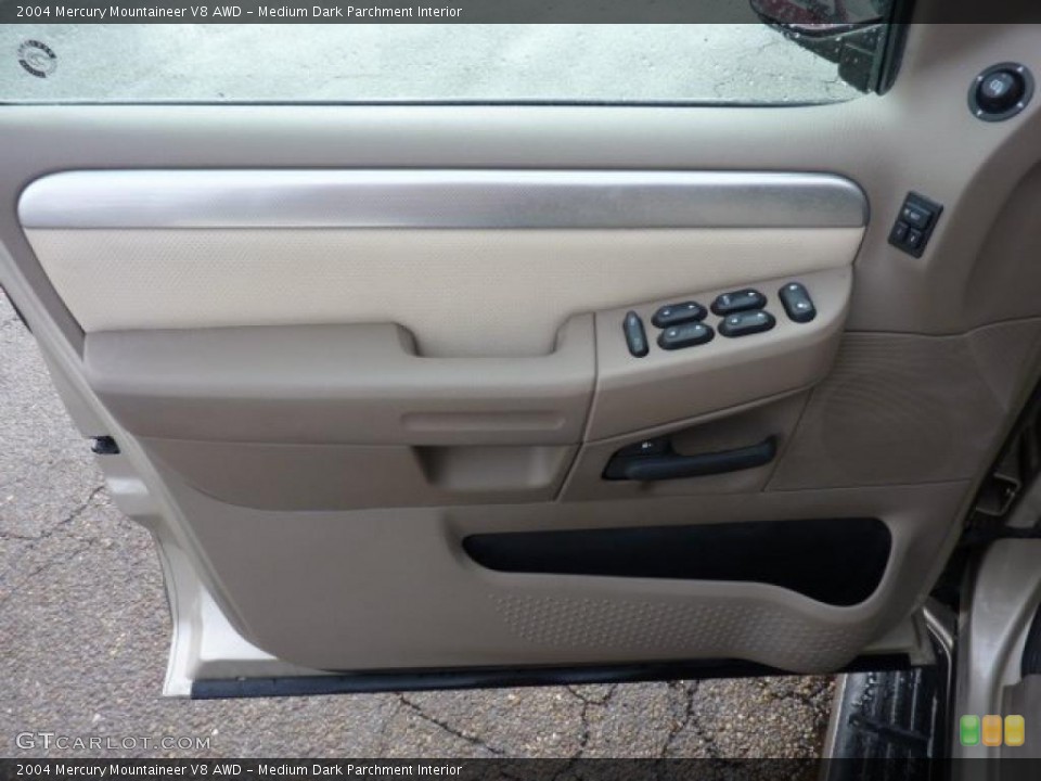 Medium Dark Parchment Interior Door Panel for the 2004 Mercury Mountaineer V8 AWD #45871811