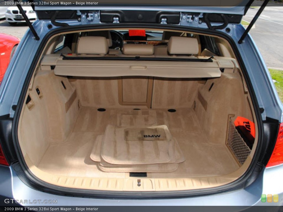 Beige Interior Trunk for the 2009 BMW 3 Series 328xi Sport Wagon #45879556