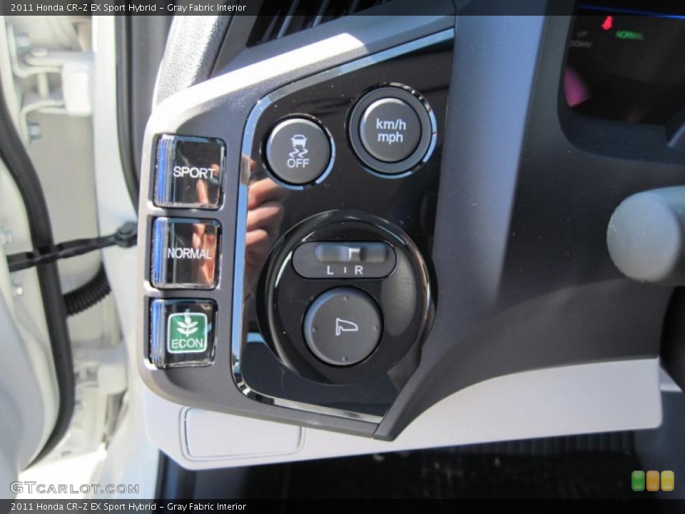 Gray Fabric Interior Controls for the 2011 Honda CR-Z EX Sport Hybrid #45886337