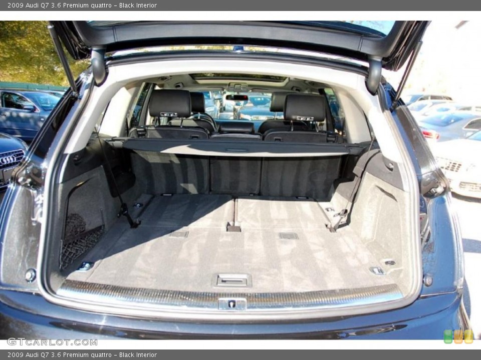 Black Interior Trunk for the 2009 Audi Q7 3.6 Premium quattro #45893955