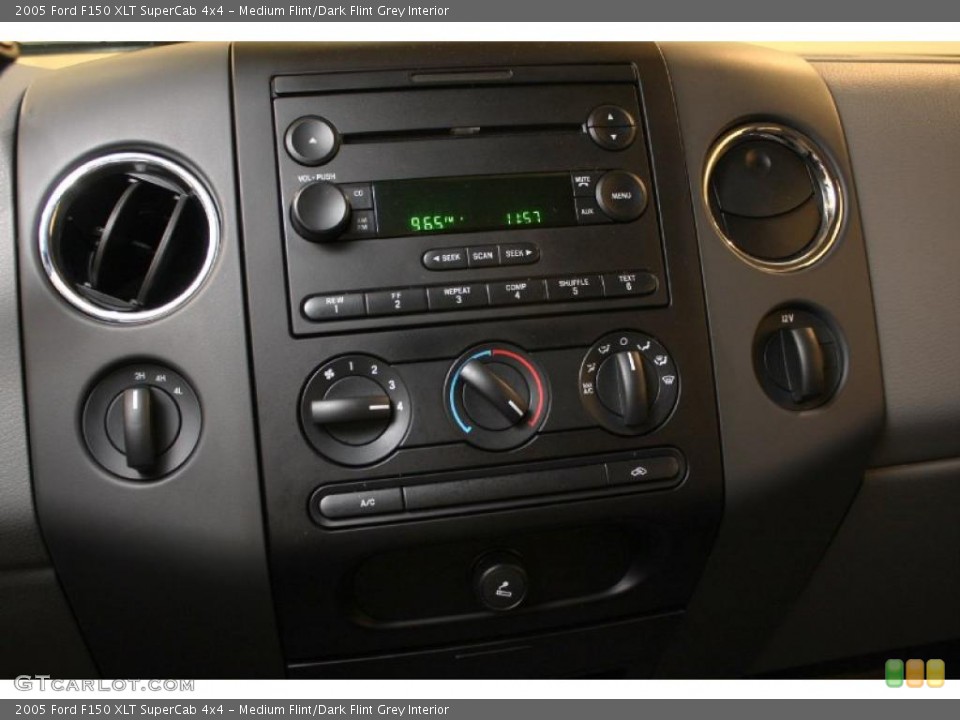 Medium Flint/Dark Flint Grey Interior Controls for the 2005 Ford F150 XLT SuperCab 4x4 #45902654