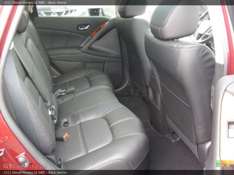 Black Interior Photo for the 2011 Nissan Murano LE AWD #45905645