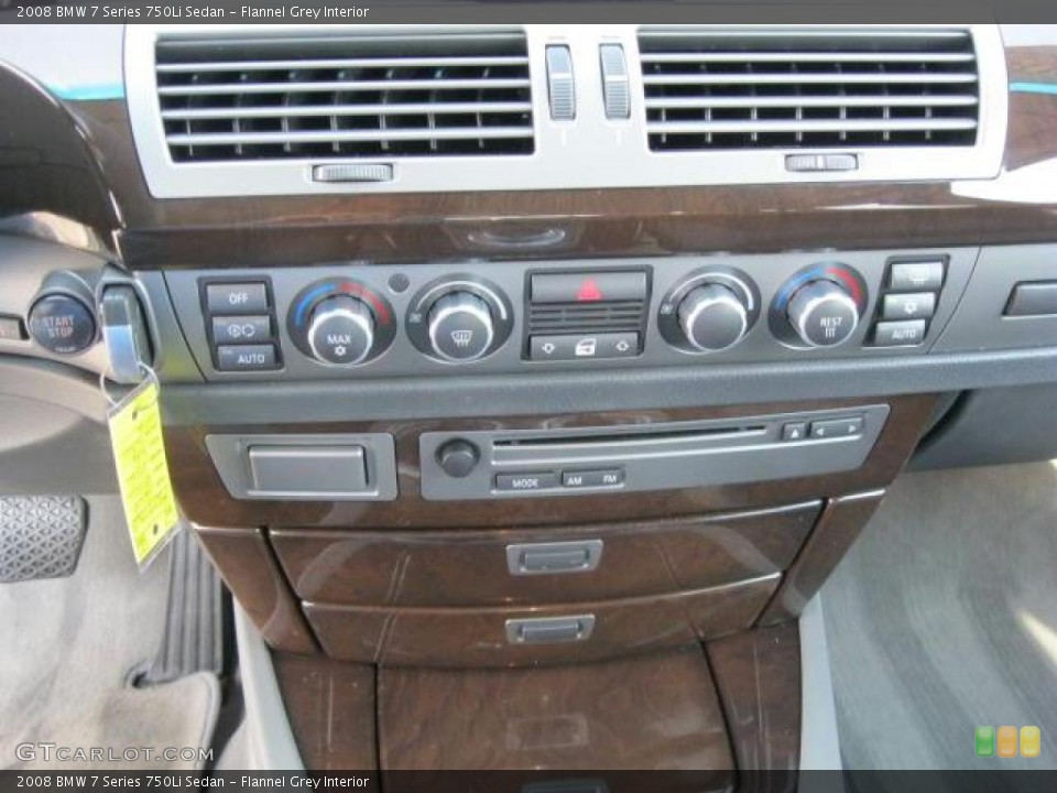 Flannel Grey Interior Controls for the 2008 BMW 7 Series 750Li Sedan #45906284