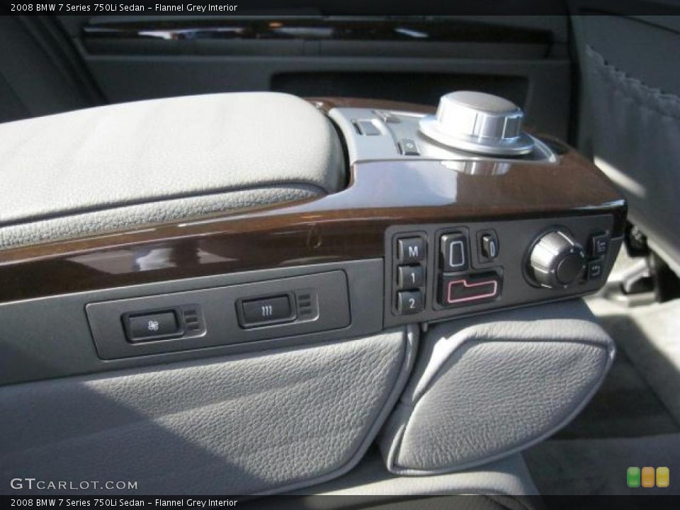 Flannel Grey Interior Controls for the 2008 BMW 7 Series 750Li Sedan #45906389