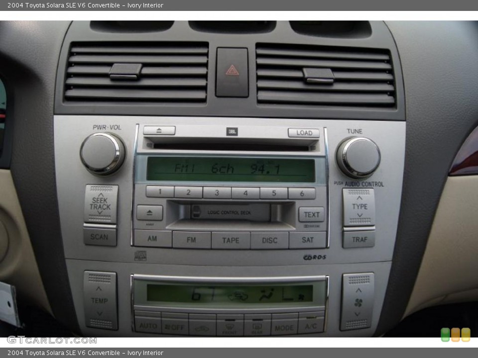 Ivory Interior Controls for the 2004 Toyota Solara SLE V6 Convertible #45915375