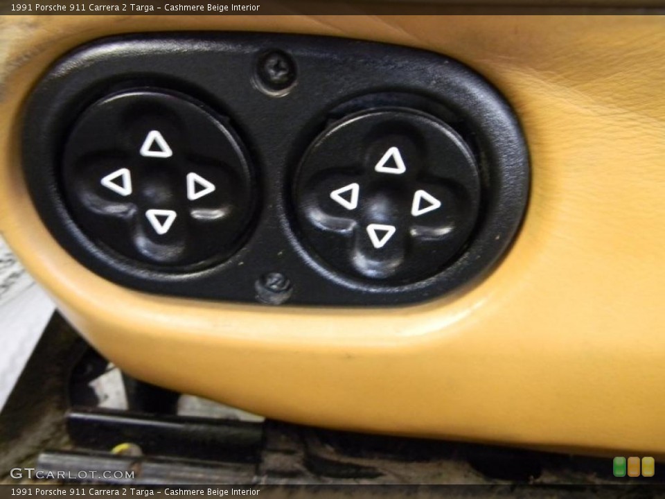 Cashmere Beige Interior Controls for the 1991 Porsche 911 Carrera 2 Targa #45923560