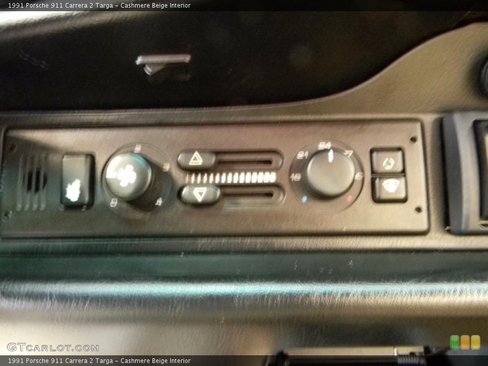 Cashmere Beige Interior Controls for the 1991 Porsche 911 Carrera 2 Targa #45923593