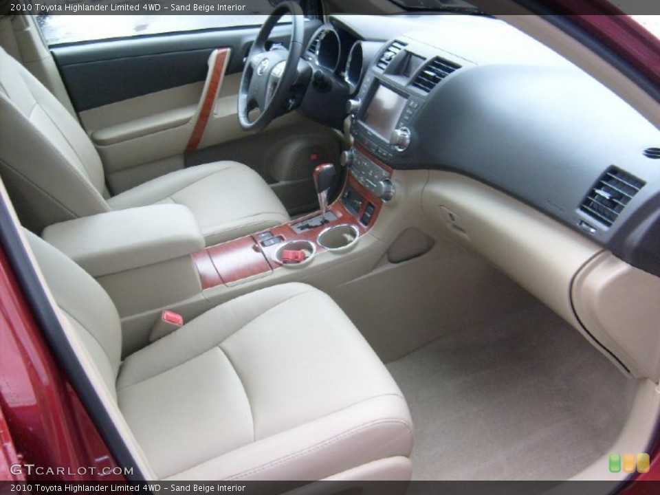 Sand Beige Interior Photo for the 2010 Toyota Highlander Limited 4WD #45926455