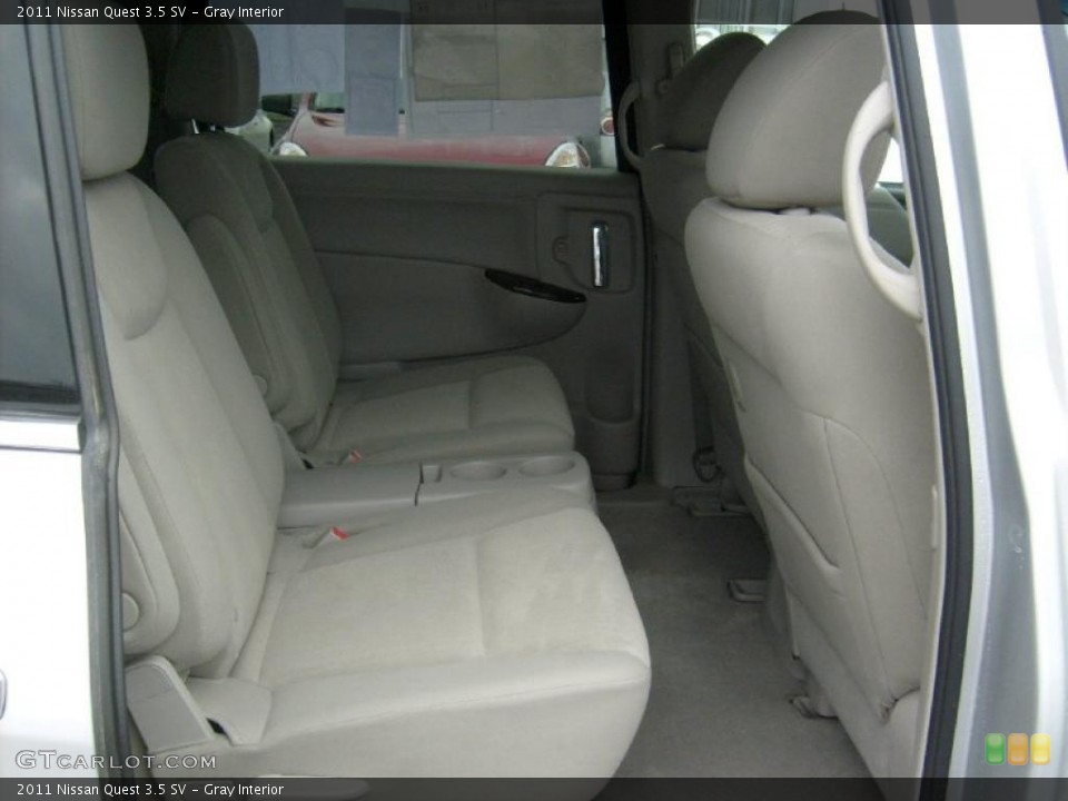 Gray Interior Photo for the 2011 Nissan Quest 3.5 SV #45927058