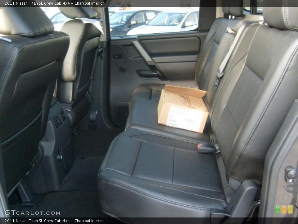Charcoal Interior Photo for the 2011 Nissan Titan SL Crew Cab 4x4 #45928582