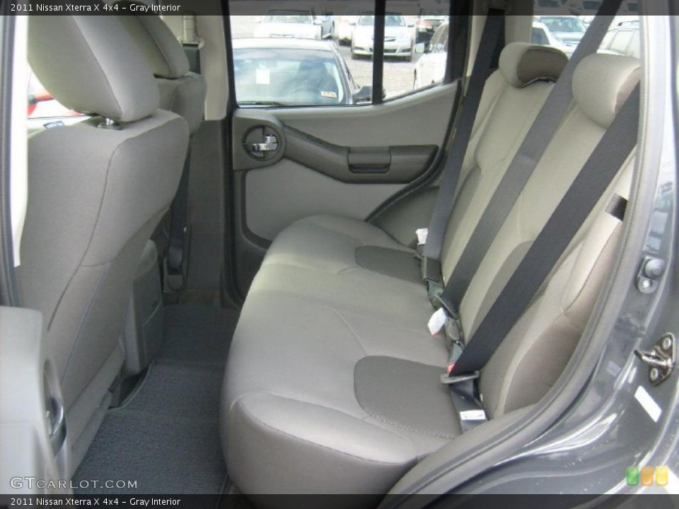 Gray Interior Photo for the 2011 Nissan Xterra X 4x4 #45928729
