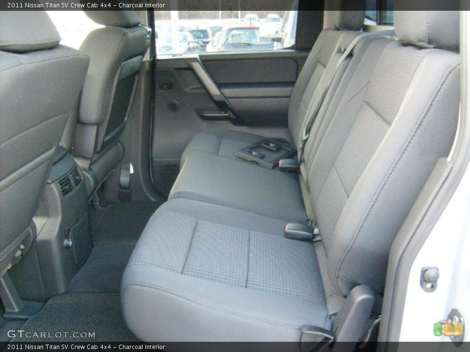 Charcoal Interior Photo for the 2011 Nissan Titan SV Crew Cab 4x4 #45929158