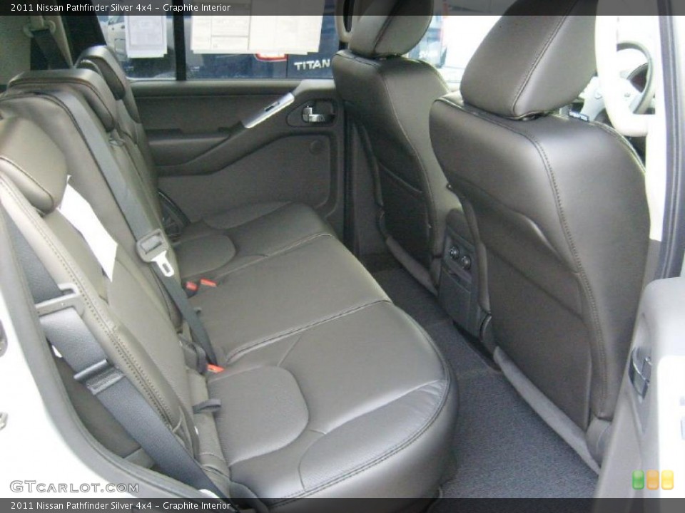 Graphite Interior Photo for the 2011 Nissan Pathfinder Silver 4x4 #45929218