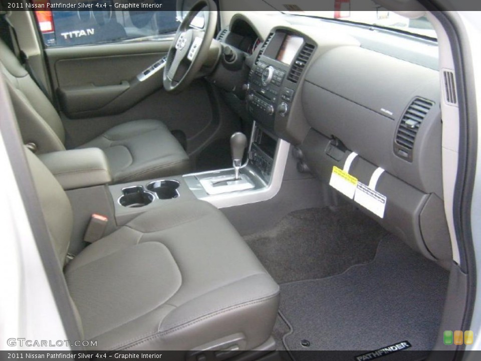 Graphite Interior Photo for the 2011 Nissan Pathfinder Silver 4x4 #45929224