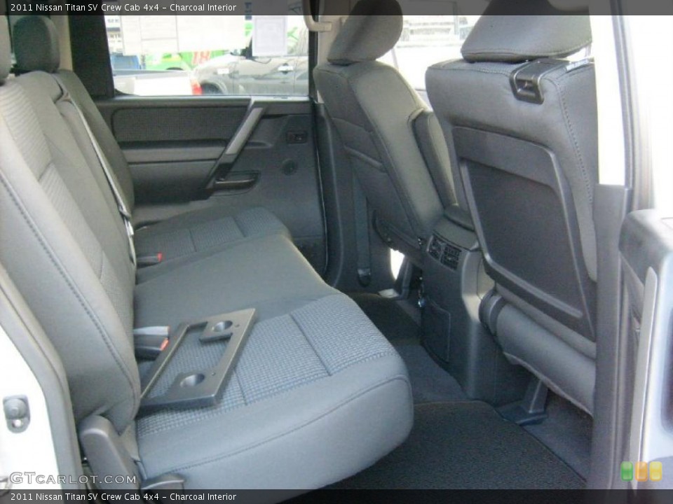 Charcoal Interior Photo for the 2011 Nissan Titan SV Crew Cab 4x4 #45929428