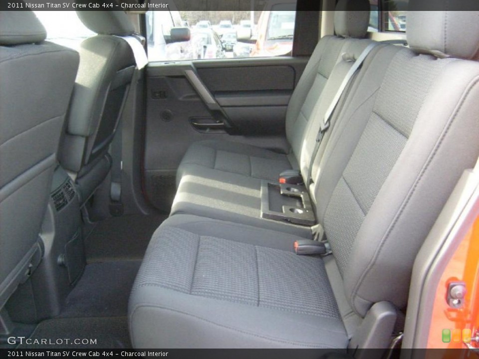 Charcoal Interior Photo for the 2011 Nissan Titan SV Crew Cab 4x4 #45929680