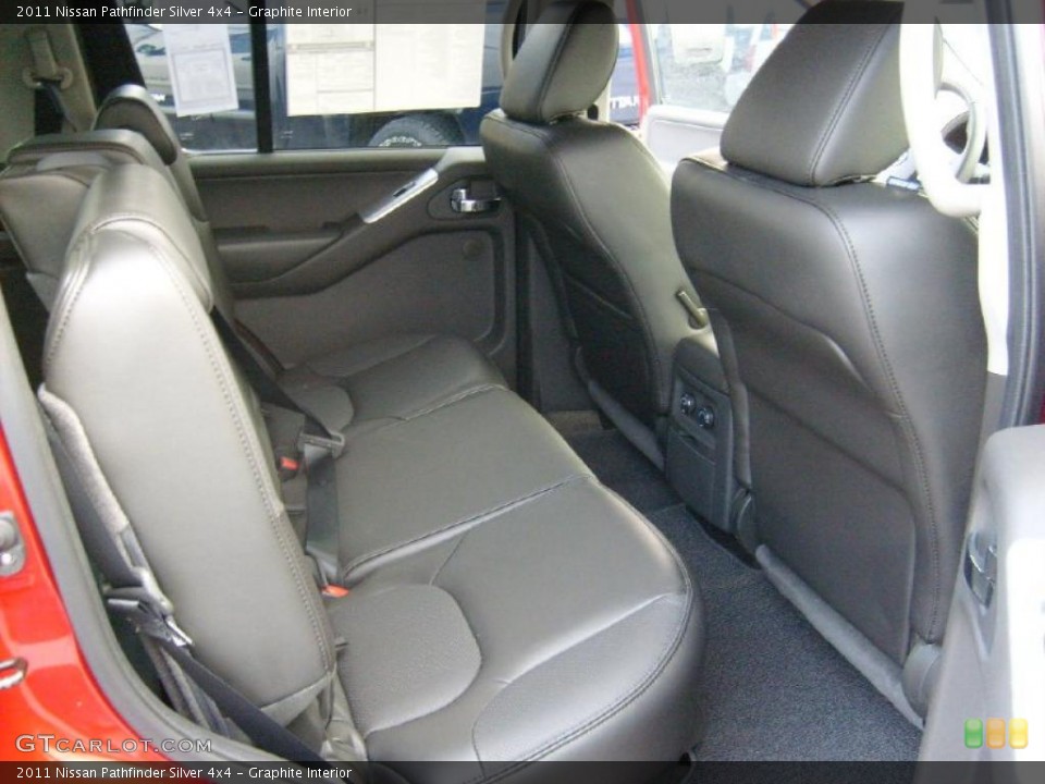Graphite Interior Photo for the 2011 Nissan Pathfinder Silver 4x4 #45930172