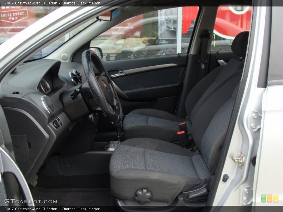 Charcoal Black Interior Photo for the 2007 Chevrolet Aveo LT Sedan #45932373