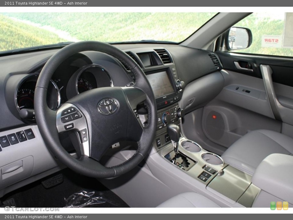 Ash Interior Dashboard for the 2011 Toyota Highlander SE 4WD #45946029
