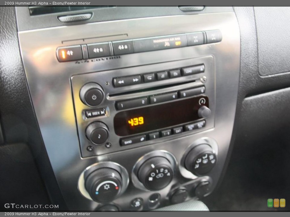 Ebony/Pewter Interior Controls for the 2009 Hummer H3 Alpha #45949011