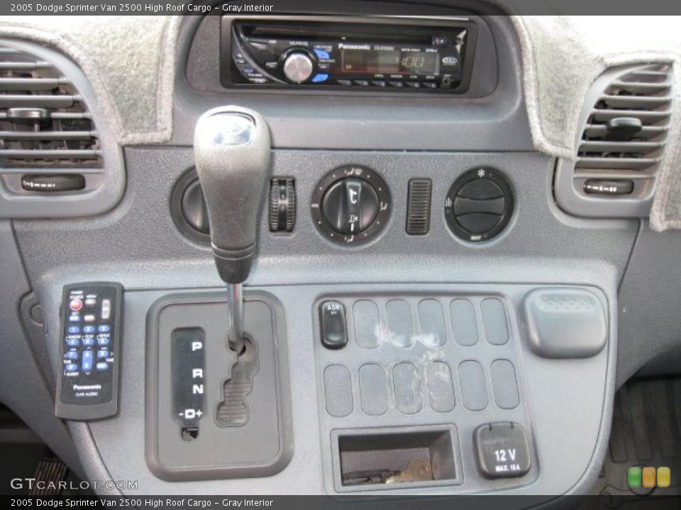 Gray Interior Controls for the 2005 Dodge Sprinter Van 2500 High Roof Cargo #45951393