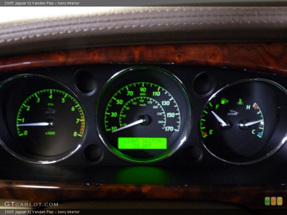 Ivory Interior Gauges for the 2005 Jaguar XJ Vanden Plas #45954218