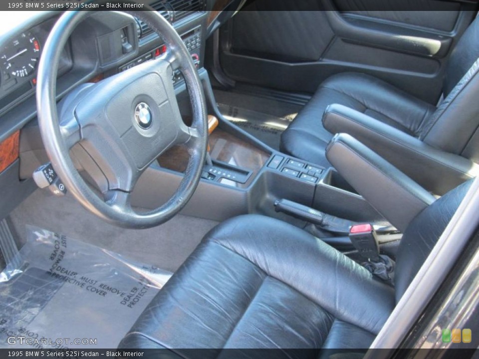 Black Interior Photo for the 1995 BMW 5 Series 525i Sedan #45957125