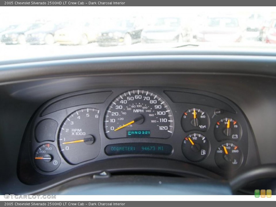 Dark Charcoal Interior Gauges for the 2005 Chevrolet Silverado 2500HD LT Crew Cab #45961529