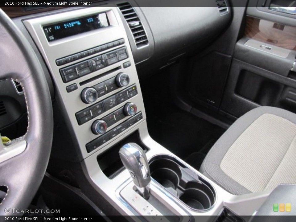 Medium Light Stone Interior Controls for the 2010 Ford Flex SEL #45962447