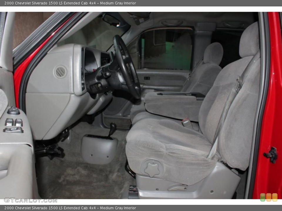 Medium Gray Interior Photo for the 2000 Chevrolet Silverado 1500 LS Extended Cab 4x4 #45963452