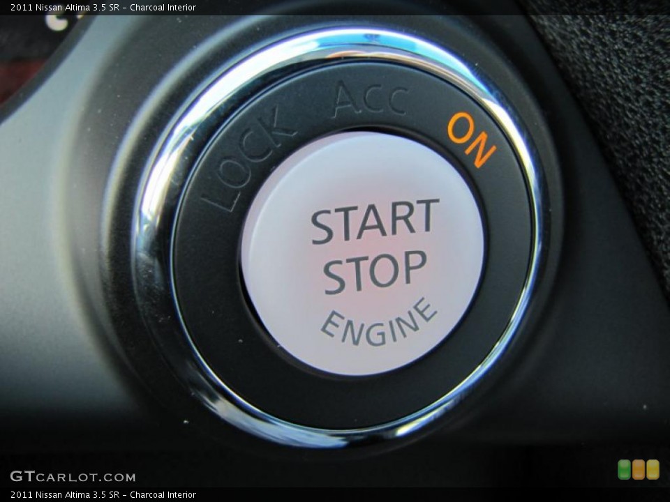 Charcoal Interior Controls for the 2011 Nissan Altima 3.5 SR #45968840