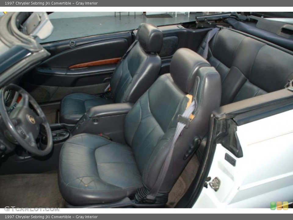 Gray Interior Photo for the 1997 Chrysler Sebring JXi Convertible #45976505