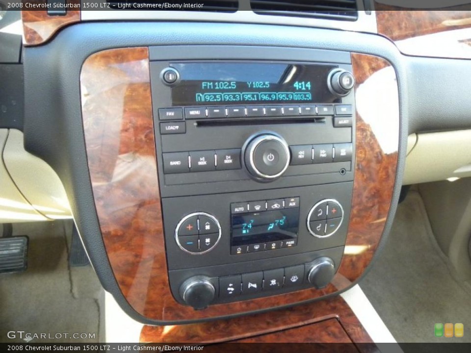 Light Cashmere/Ebony Interior Controls for the 2008 Chevrolet Suburban 1500 LTZ #45976988