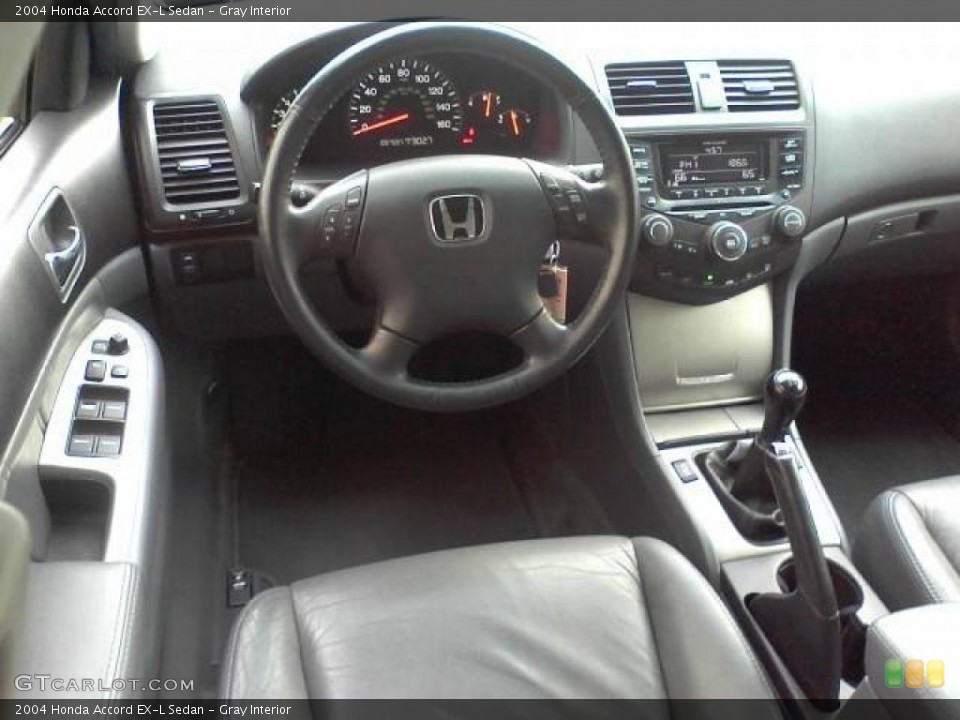 Gray Interior Dashboard for the 2004 Honda Accord EX-L Sedan #45981563