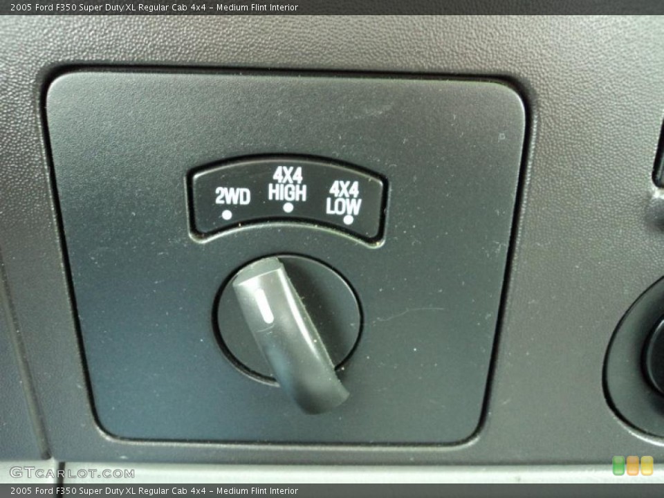 Medium Flint Interior Controls for the 2005 Ford F350 Super Duty XL Regular Cab 4x4 #45983975