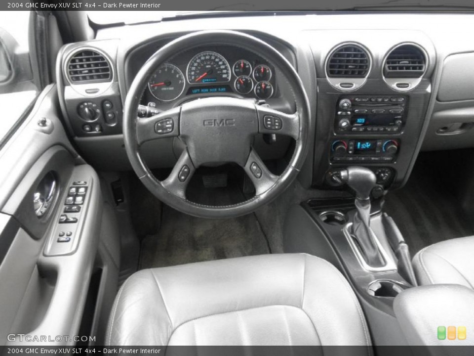 Dark Pewter Interior Dashboard for the 2004 GMC Envoy XUV SLT 4x4 #45997961