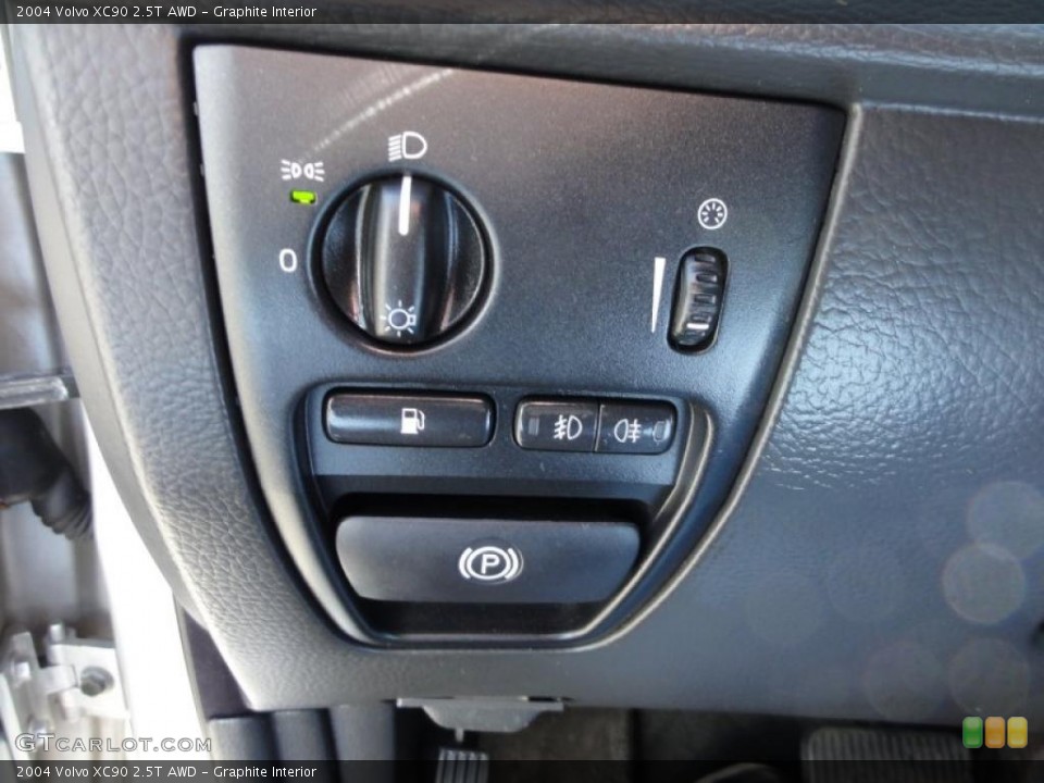 Graphite Interior Controls for the 2004 Volvo XC90 2.5T AWD #46002583