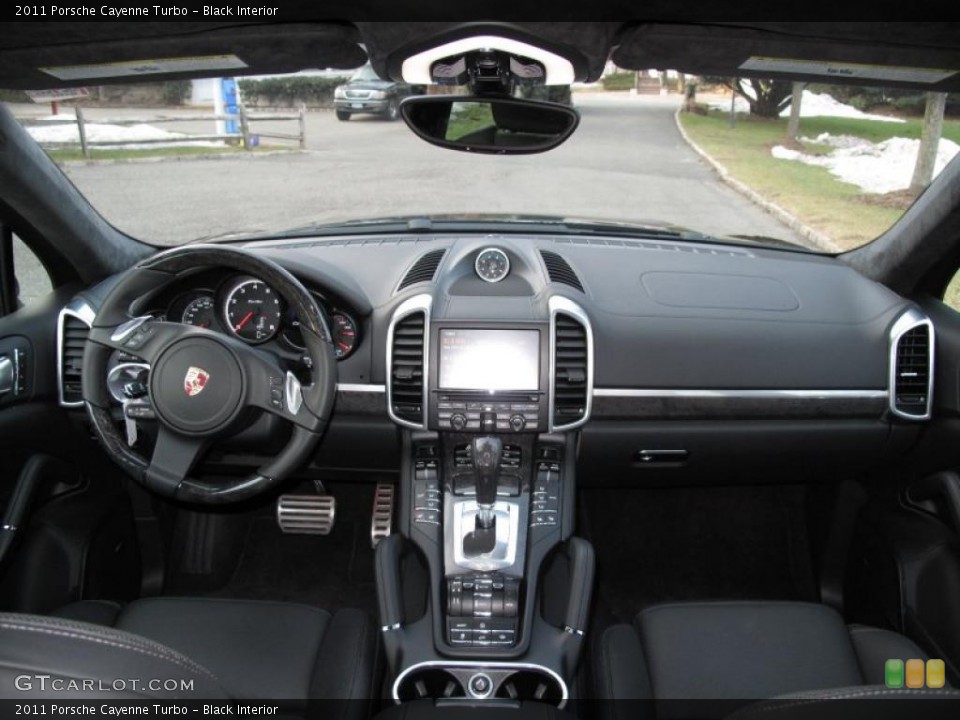 Black Interior Dashboard for the 2011 Porsche Cayenne Turbo #46004425