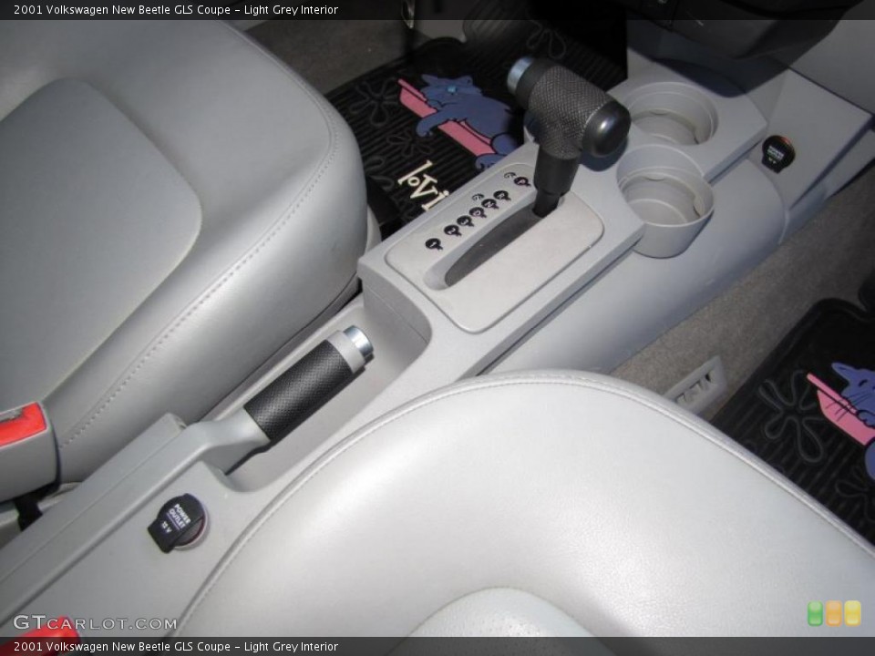 Light Grey Interior Transmission for the 2001 Volkswagen New Beetle GLS Coupe #46011286
