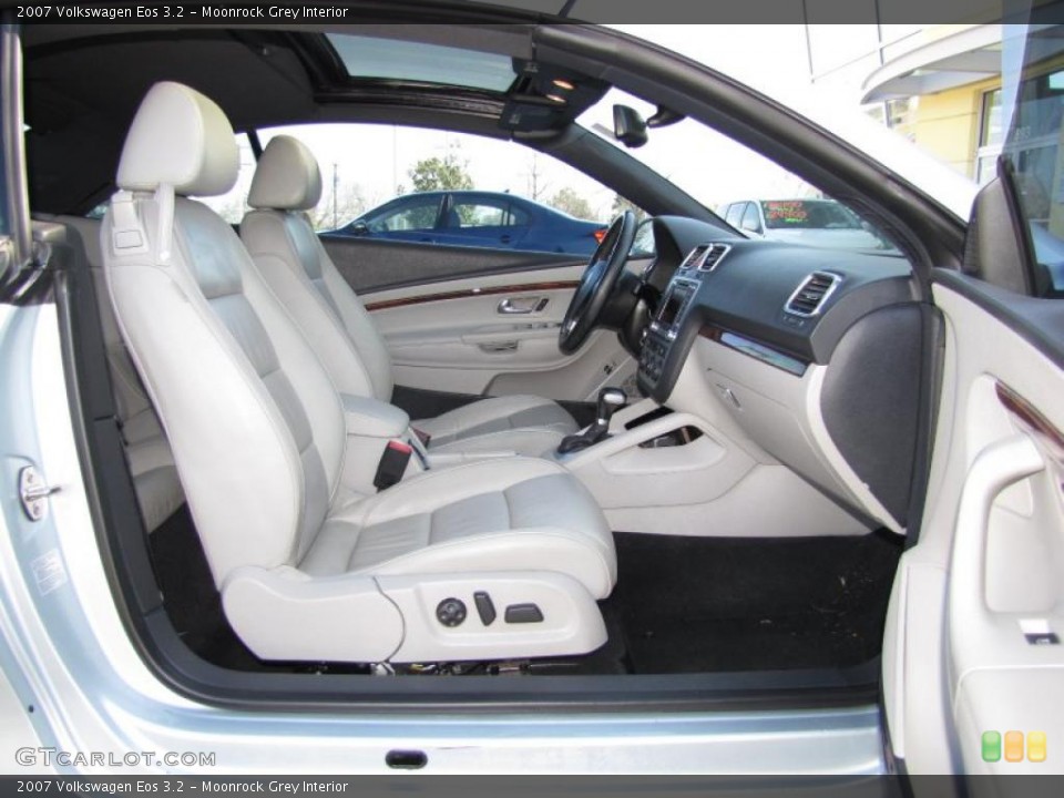 Moonrock Grey Interior Photo for the 2007 Volkswagen Eos 3.2 #46011619