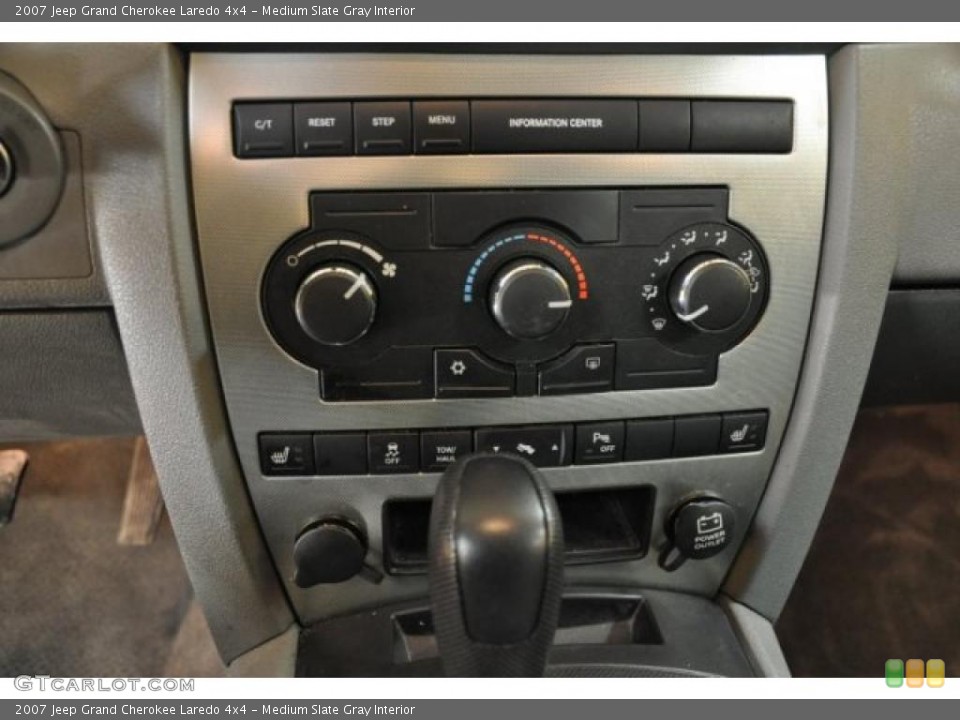 Medium Slate Gray Interior Controls for the 2007 Jeep Grand Cherokee Laredo 4x4 #46013749