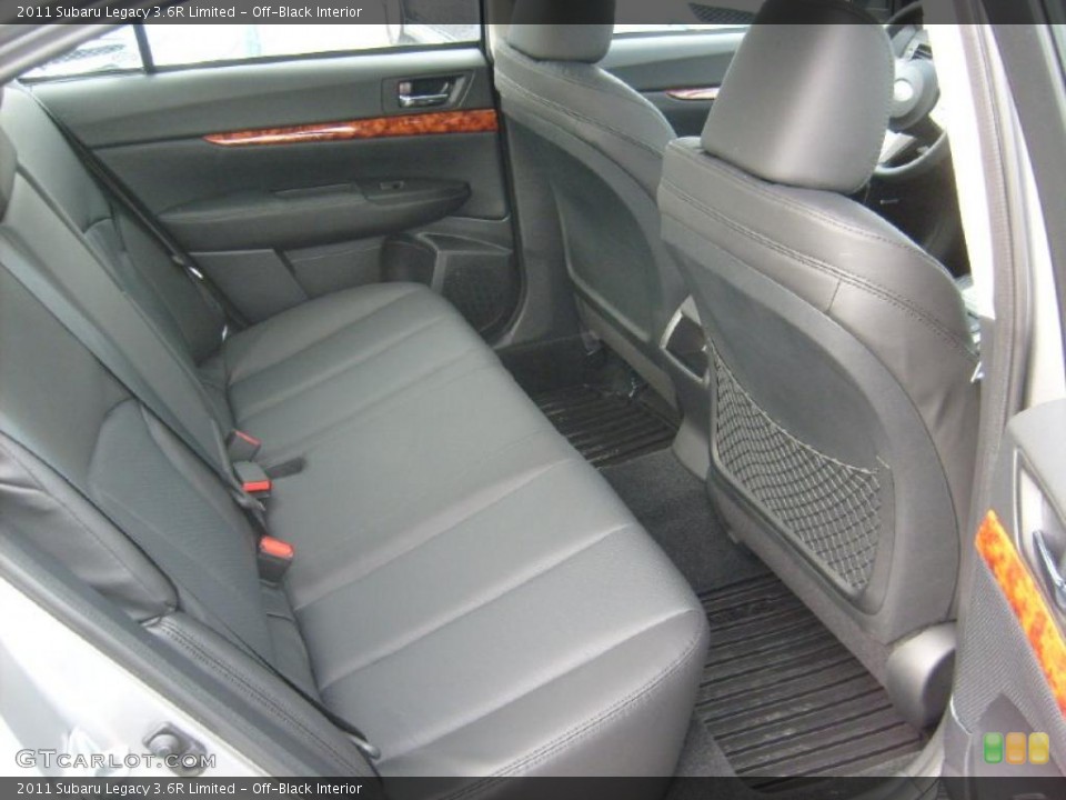 Off-Black Interior Photo for the 2011 Subaru Legacy 3.6R Limited #46022140