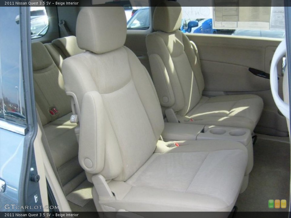 Beige Interior Photo for the 2011 Nissan Quest 3.5 SV #46022938