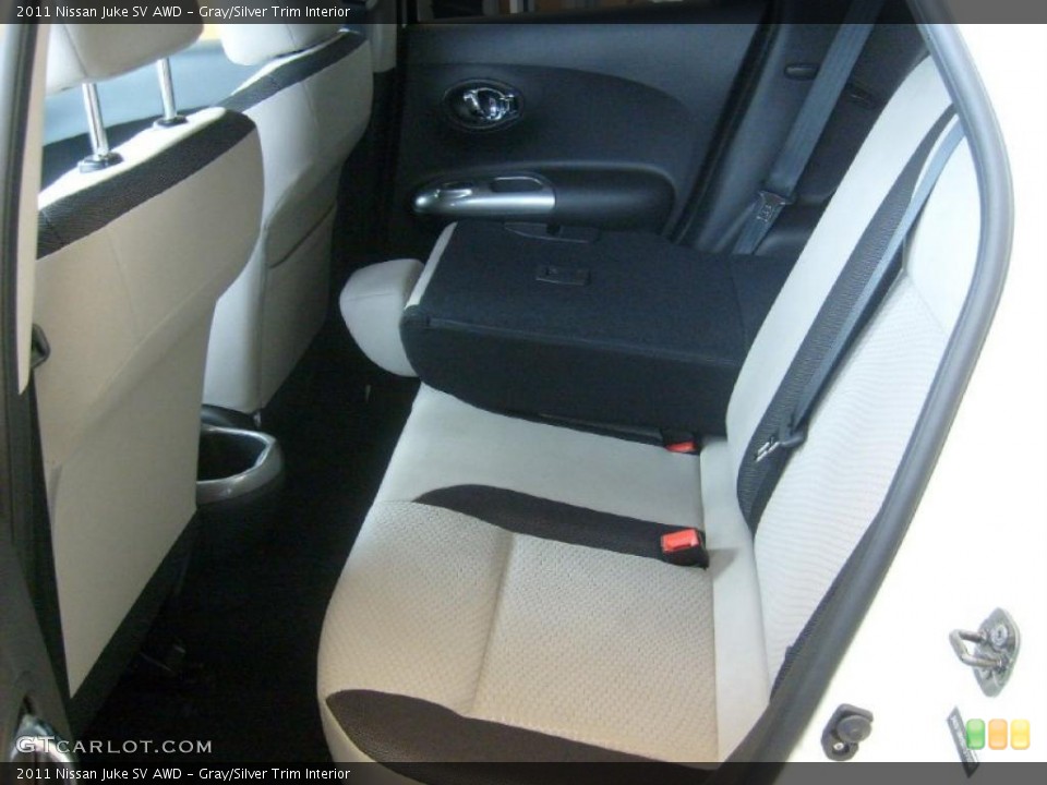 Gray/Silver Trim Interior Photo for the 2011 Nissan Juke SV AWD #46022947