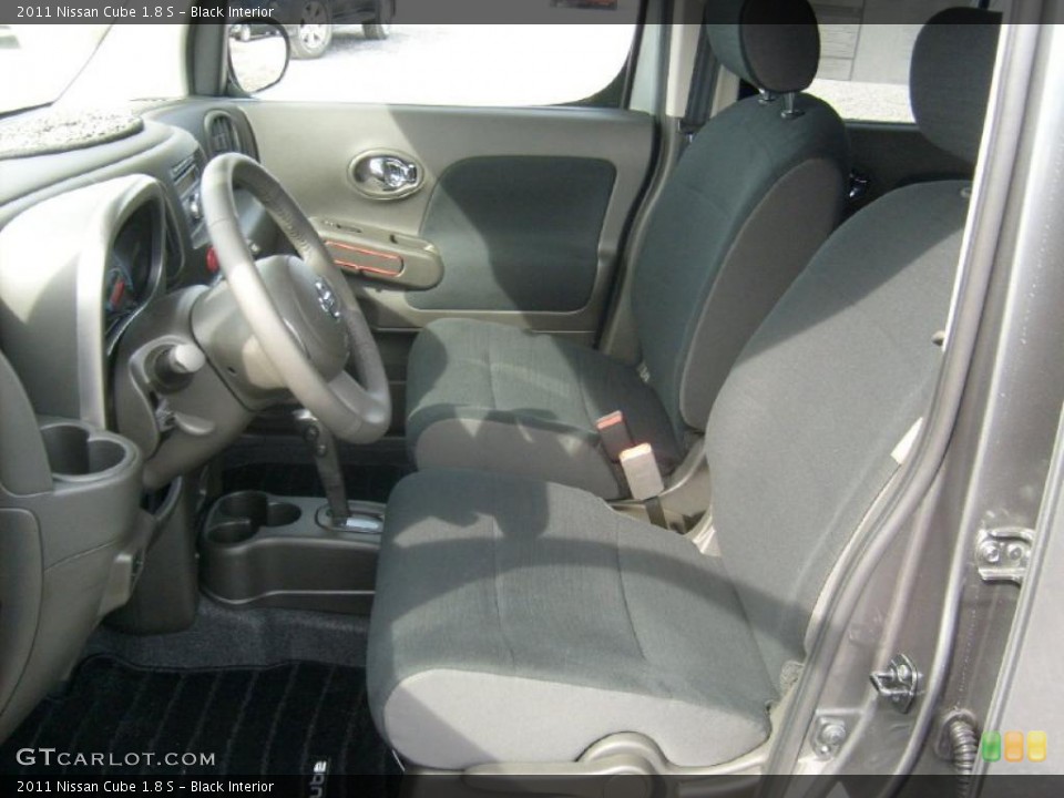 Black Interior Photo for the 2011 Nissan Cube 1.8 S #46022956