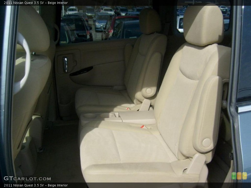 Beige Interior Photo for the 2011 Nissan Quest 3.5 SV #46023160